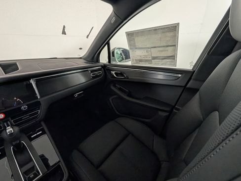 New 2026 Porsche Macan GTS AWD/4WD image 23
