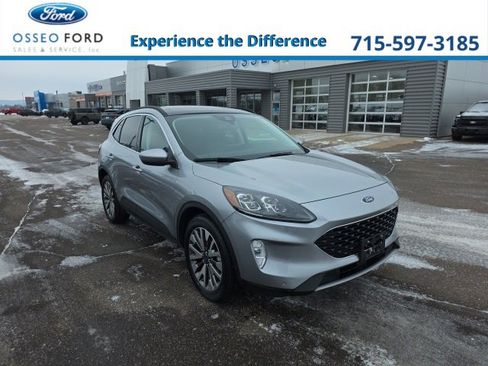 Used 2022 Ford Escape Titanium w/ Class II Trailer Tow Package image 1
