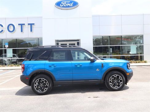 New 2025 Ford Bronco Sport Outer Banks w/ Outer Banks Tech Package+ image 9