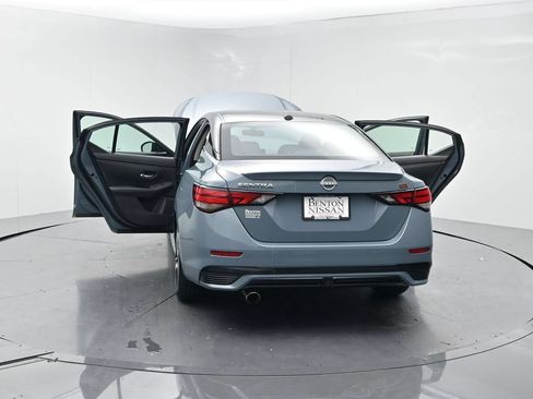 Used 2025 Nissan Sentra SR w/ SR Premium Package FWD image 29