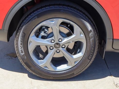 Used 2025 Ford Escape ST-Line w/ Tech Pack #1 AWD/4WD image 30