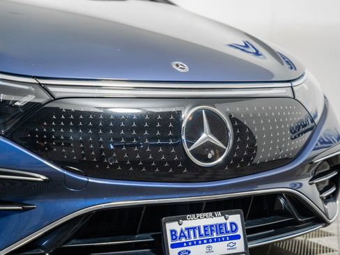 Used 2022 Mercedes-Benz EQS 580 4MATIC Sedan image 13