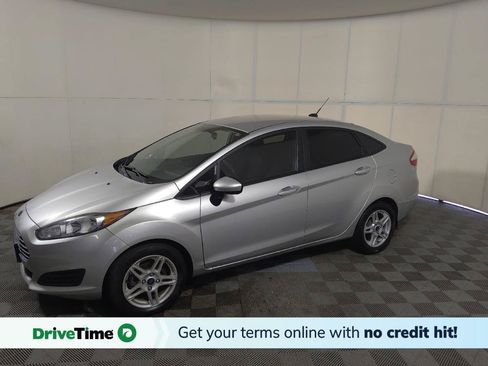 Used 2017 Ford Fiesta SE FWD image 1