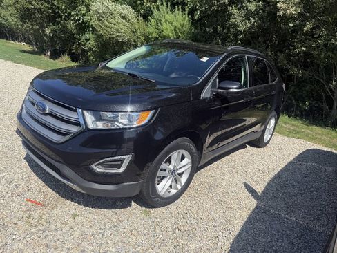 Used 2015 Ford Edge SEL w/ Equipment Group 201A AWD/4WD image 4