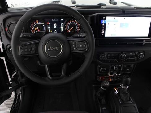 New 2026 Jeep Gladiator Rubicon w/ Steel Power Dome Hood Package image 10