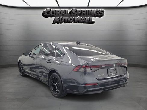 Certified 2025 Honda Accord SE image 4