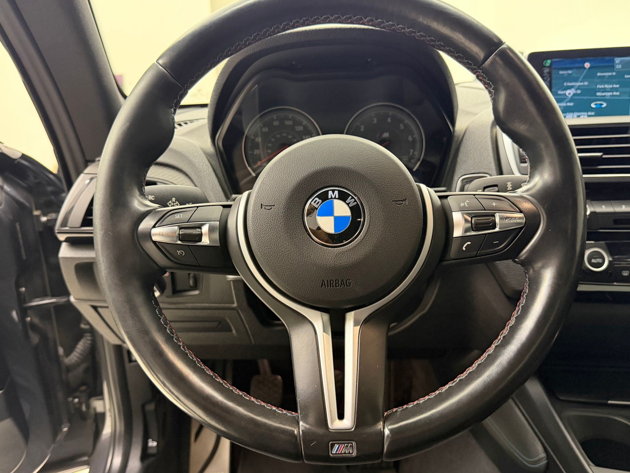 Used 2016 BMW M2 RWD image 11