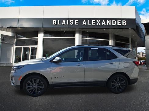 Used 2024 Chevrolet Equinox RS AWD/4WD image 8