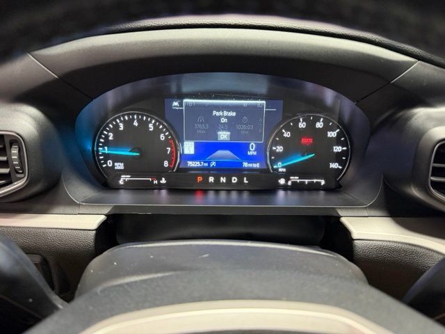 Used 2023 Ford Explorer XLT w/ Equipment Group 202A AWD/4WD image 37