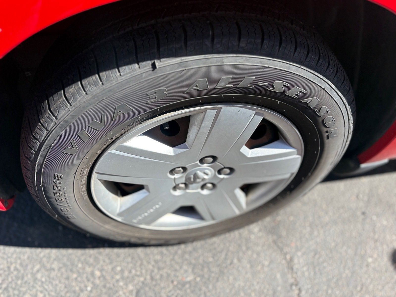 Used 2009 Dodge Avenger SE FWD image 5