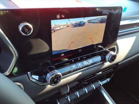 New 2026 GMC Canyon Elevation image 17