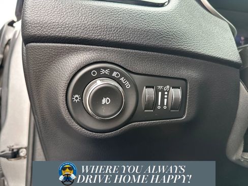 Used 2020 Jeep Compass Latitude image 21