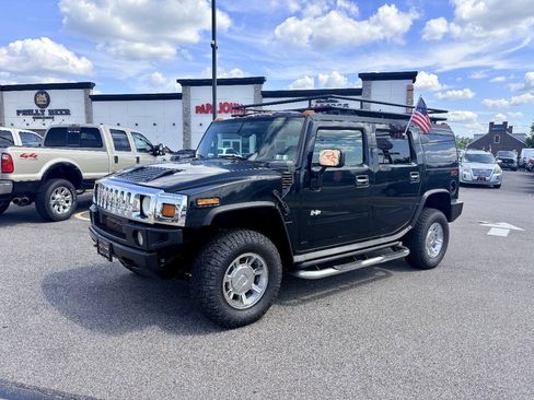 Used 2005 HUMMER H2 w/ Preferred Equipment Group AWD/4WD image 2