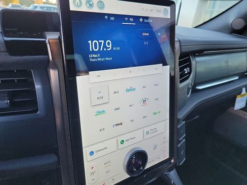 New 2023 Ford F150 Lightning Lariat image 8