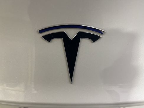 Used 2023 Tesla Model 3 Long Range image 40