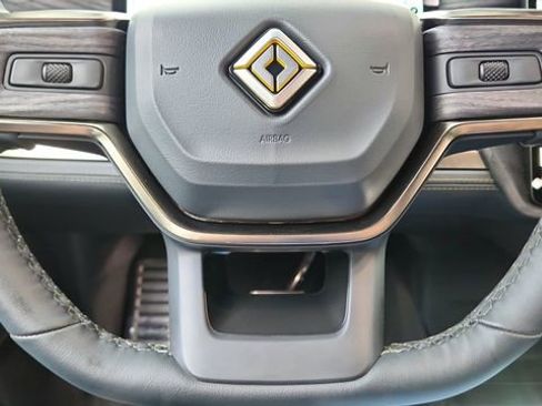 Used 2024 Rivian R1T Adventure image 42