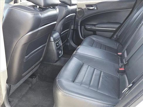 Used 2014 Dodge Charger SXT Plus image 18