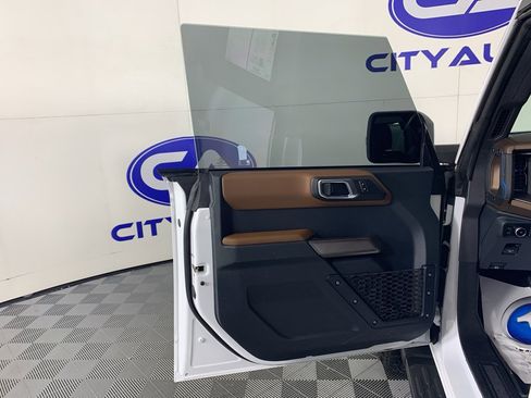 Used 2023 Ford Bronco Outer Banks w/ Sasquatch Package image 14