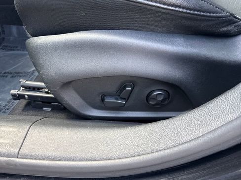 Used 2019 Jeep Compass Latitude w/ Popular Equipment Group FWD image 41