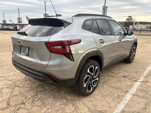 New 2026 Chevrolet Trax RS w/ Driver Confidence Package image 16