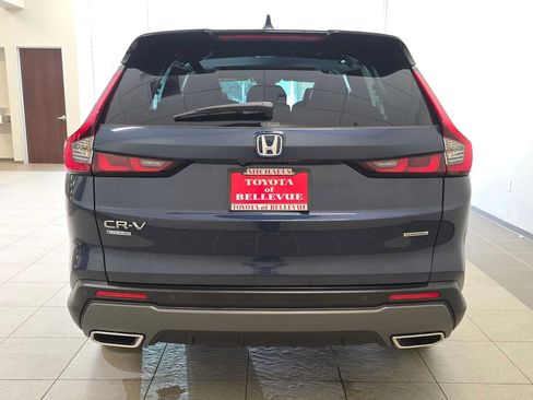 Used 2023 Honda CR-V Sport Touring image 5