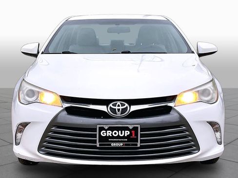 Used 2017 Toyota Camry LE FWD image 4