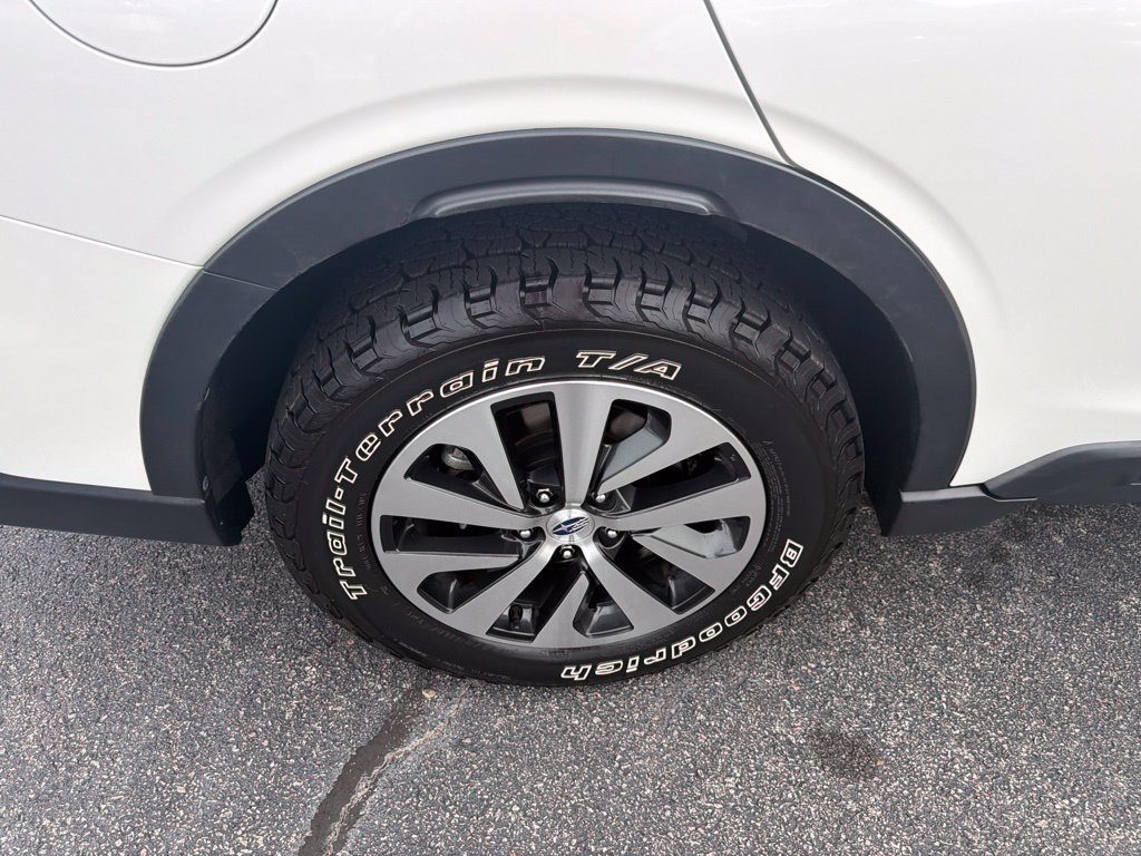 Used 2022 Subaru Outback Premium AWD/4WD image 12