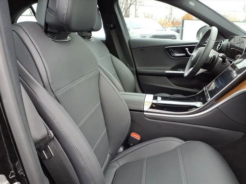 Used 2024 Mercedes-Benz C 300 Sedan image 13