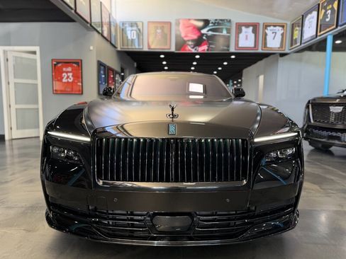 Used 2024 Rolls-Royce Spectre w/ Spectre Launch Package AWD/4WD image 2