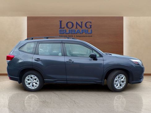 Used 2022 Subaru Forester AWD/4WD image 4