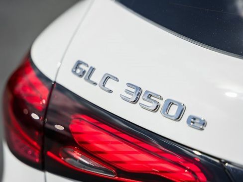 New 2026 Mercedes-Benz GLC 350e 4MATIC image 9