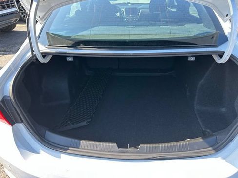 Used 2022 Chevrolet Malibu LS FWD image 13