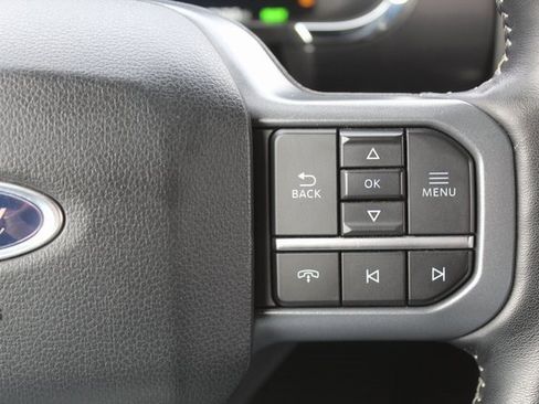 Used 2023 Ford F150 Lariat image 25