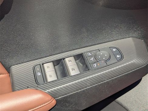 New 2025 Mitsubishi Outlander SEL image 13