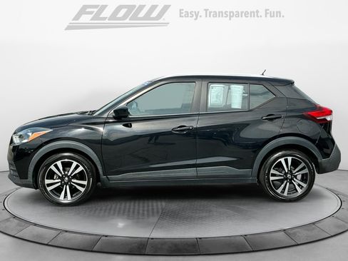 Used 2020 Nissan Kicks SV FWD image 5