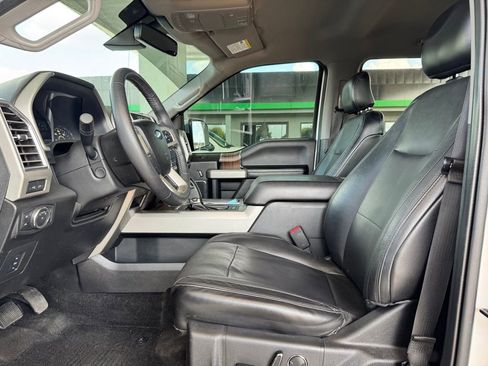 Used 2015 Ford F150 Lariat w/ Equipment Group 502A Luxury image 19