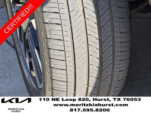 Certified 2024 Kia Telluride SX Prestige AWD/4WD image 17