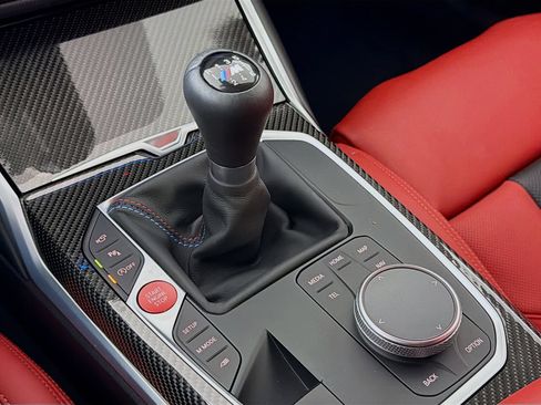 Used 2025 BMW M3 w/ Executive Package RWD image 19