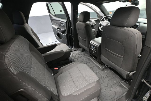 Used 2023 Chevrolet Traverse LT w/ LPO, Floor Liner Package AWD/4WD image 39