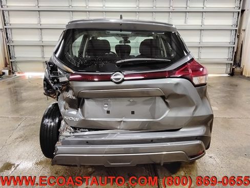Used 2023 Nissan Kicks S FWD image 8