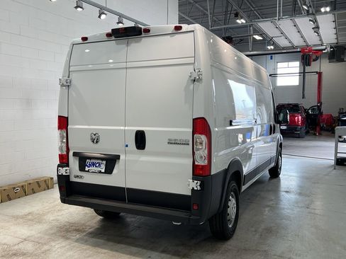 New 2023 RAM ProMaster 2500 w/ Driver Convenience Group image 36