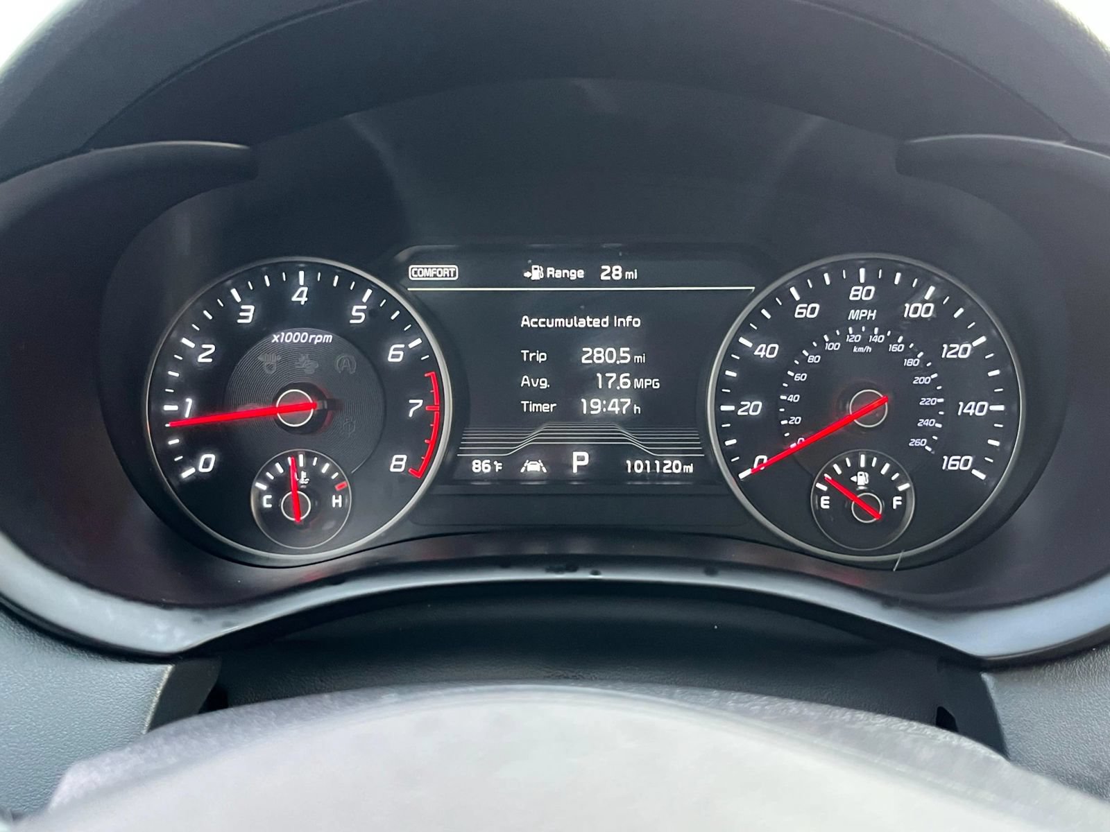 Used 2018 Kia Stinger Premium RWD image 17
