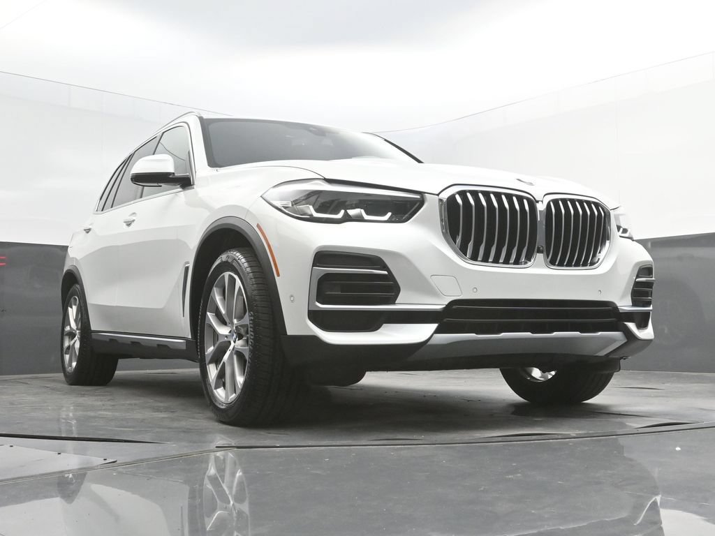 Used 2022 BMW X5 sDrive40i w/ Premium Package RWD image 48
