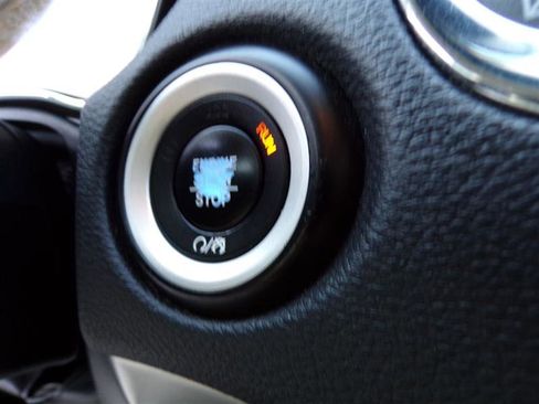 Used 2016 Dodge Durango SXT image 38