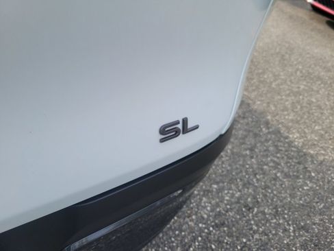 Used 2025 Nissan Murano SL AWD/4WD image 7