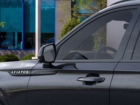 New 2026 Lincoln Aviator AWD image 21