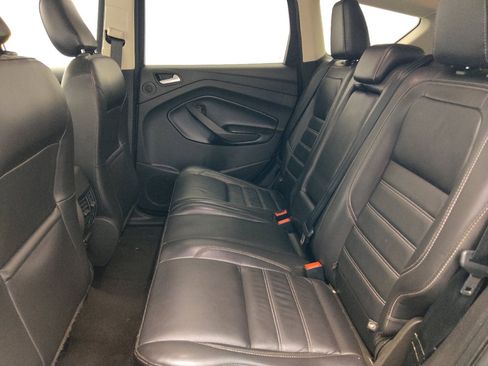 Used 2019 Ford Escape Titanium AWD/4WD image 18