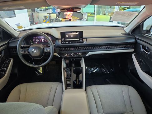 Used 2024 Honda Accord LX image 22