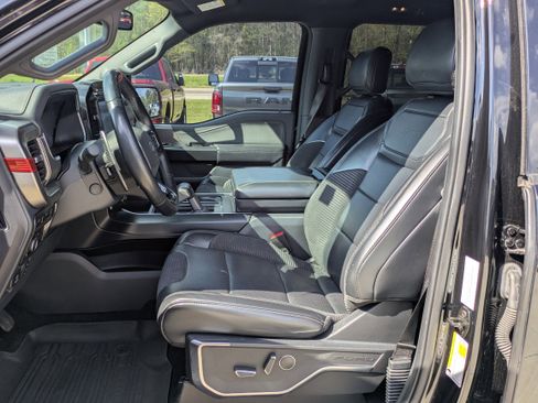 Used 2022 Ford F150 Raptor w/ Raptor 37 Performance Package image 5