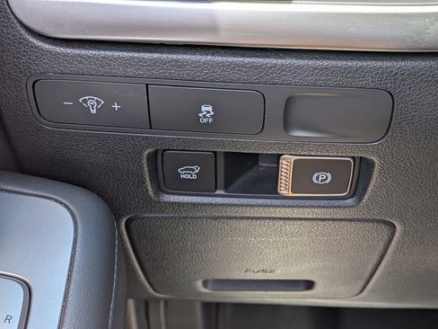 Used 2023 Hyundai Palisade Limited FWD image 25